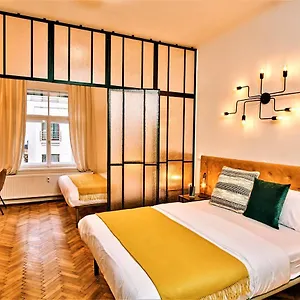 Camo Boutique Praag